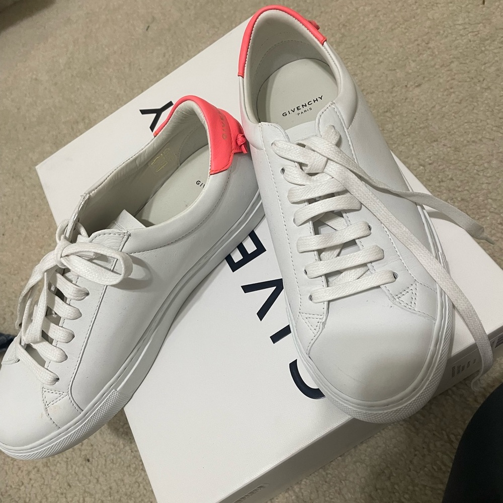 Givenchy Sneakera